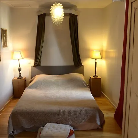 Pensión La Maison Du Palmier 3*